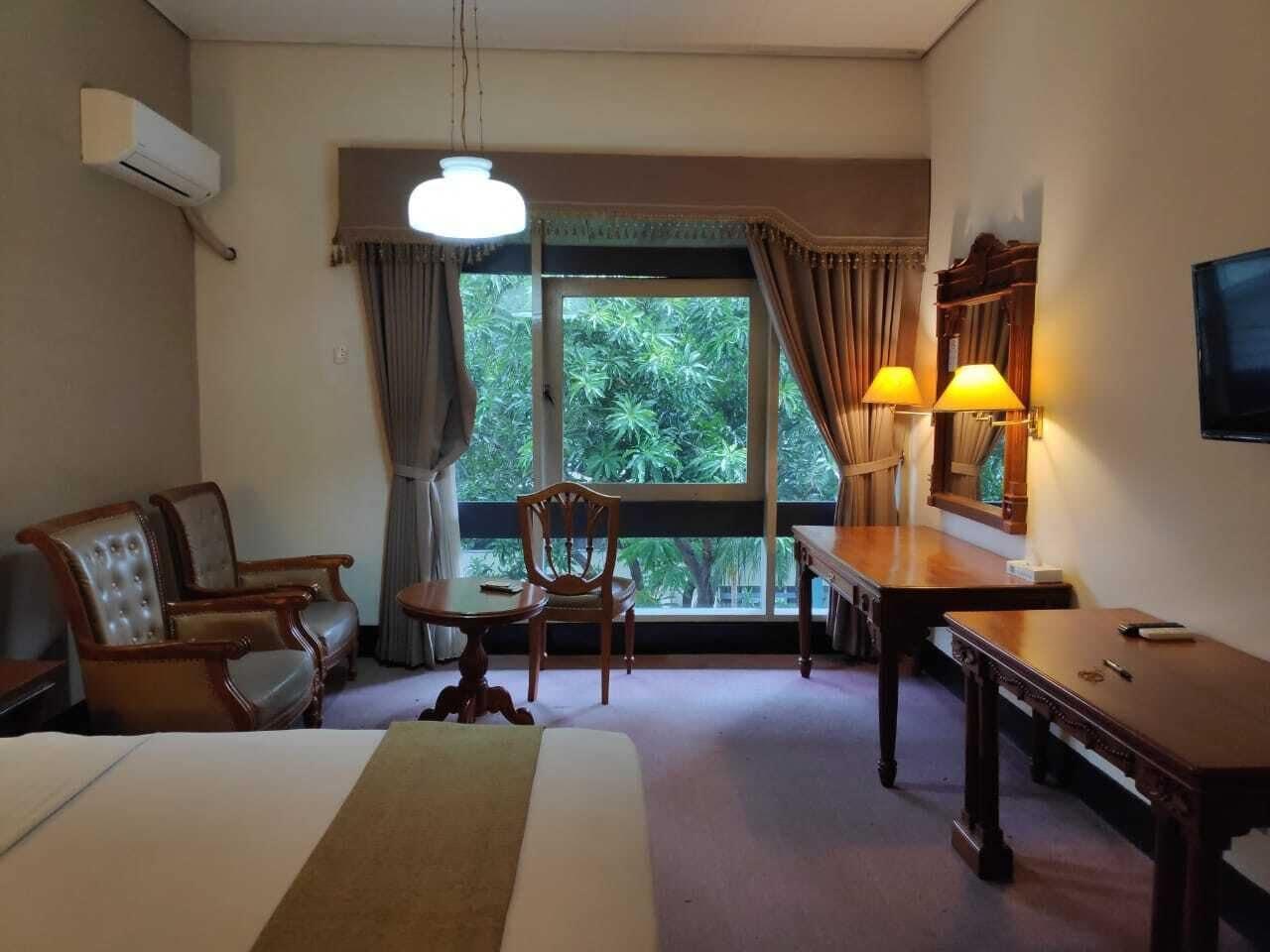 New Grand Park Hotel Surabaya Exterior foto