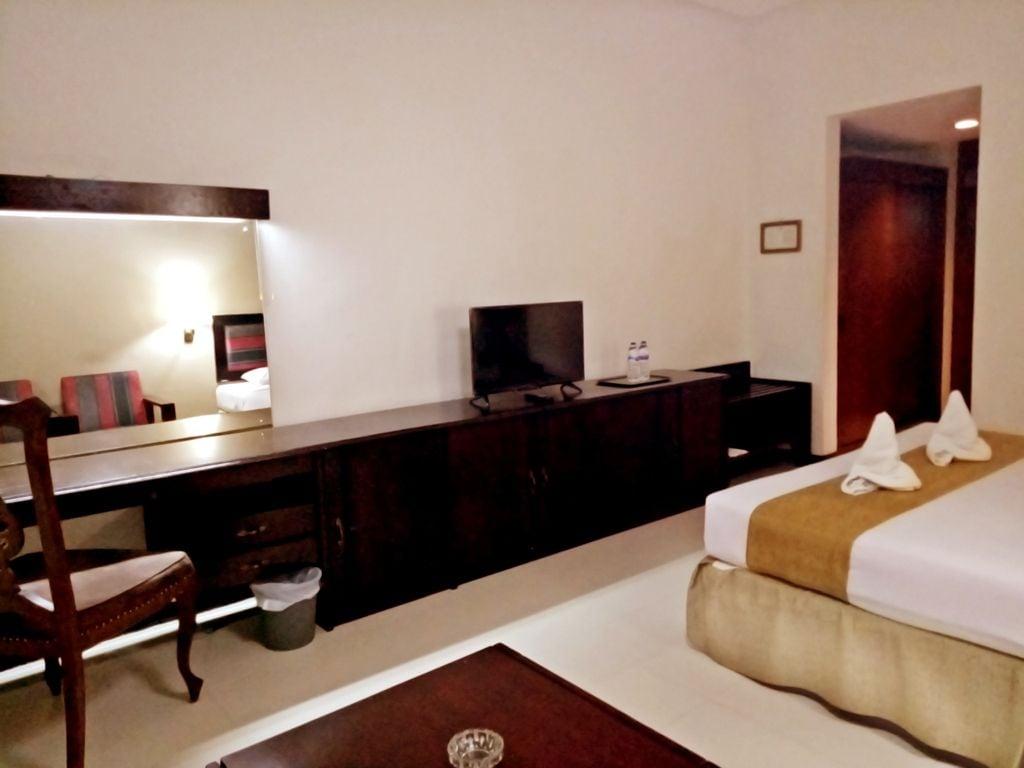 New Grand Park Hotel Surabaya Exterior foto